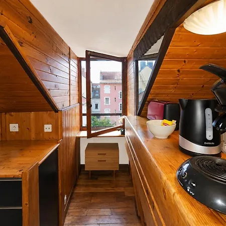 L'atelier Sous Les Toits - Vue Montagne Et Bureau